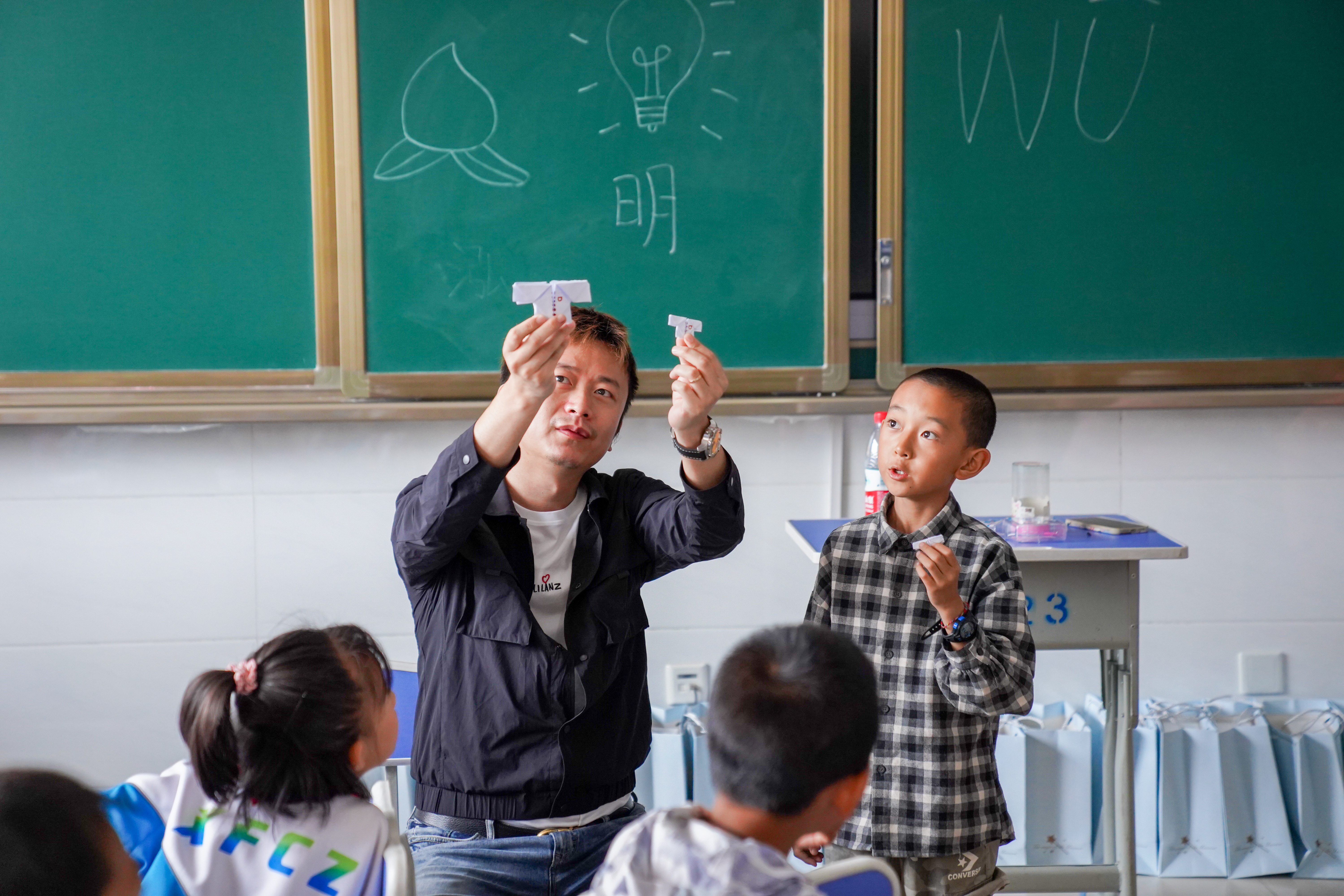 Tqhjh85F8xhpuEh8.jpg