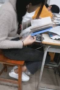 nvj1bddJQnsq4FVW.jpg