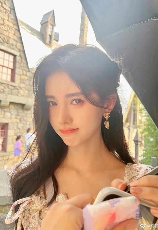 Lg811VK09yK1Yu28.jpg