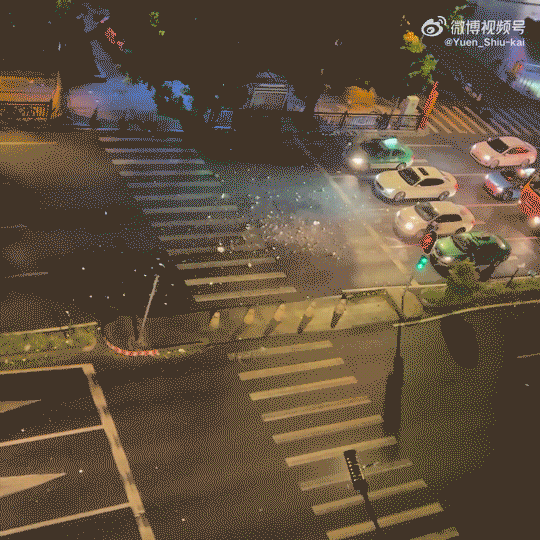 BqW3363tQy33bYD2.jpg