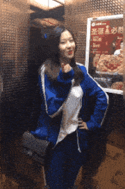 Q0182b2KBpBD0UqP.jpg