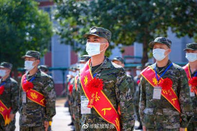 oJqDCZhIju6C1I11.jpg