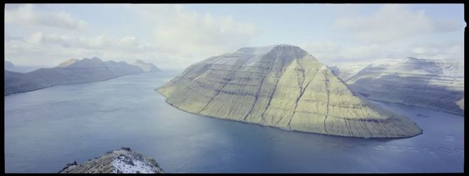 d982SaAYjOLnOLU9.jpg