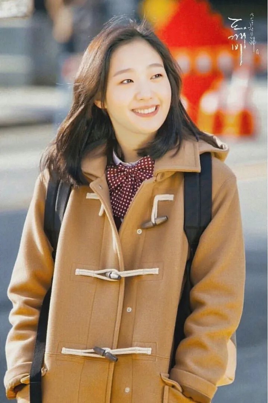gQA78xvzAqCG37jK.jpg