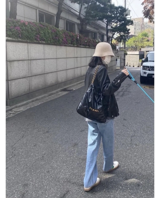 Npke55vm4kbJ3bm5.jpg