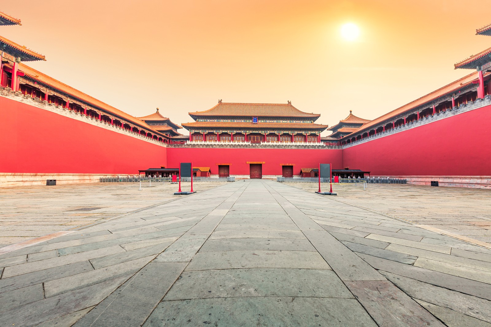 中国北京紫禁城的古代皇家宫殿.jpg