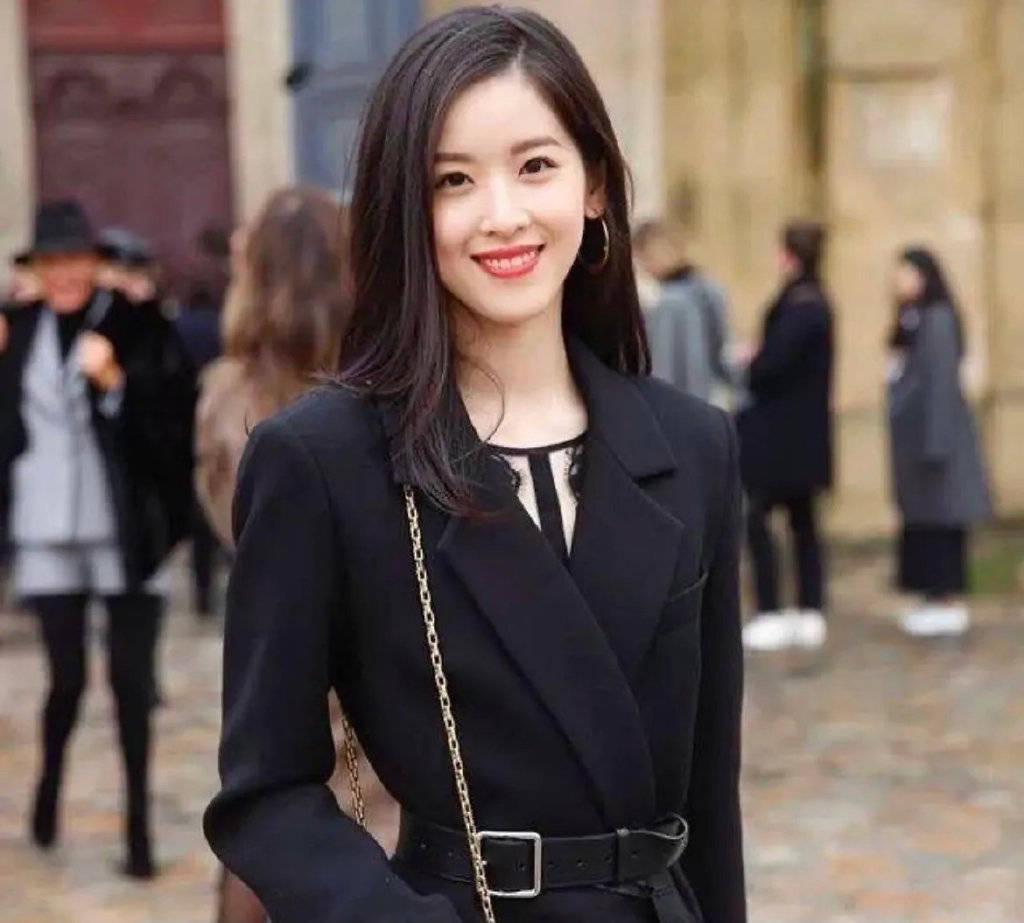 X141231eC8y2c44C.jpg