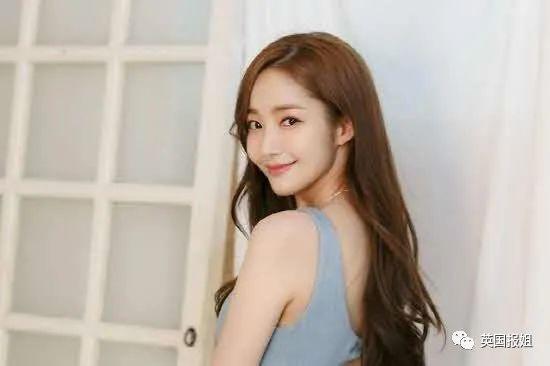 MLm4LBUAS0WD7mSd.jpg MLm4LBUAS0WD7mSd.jpg