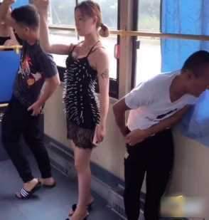 lU13Ulpi99PUz33l.jpg