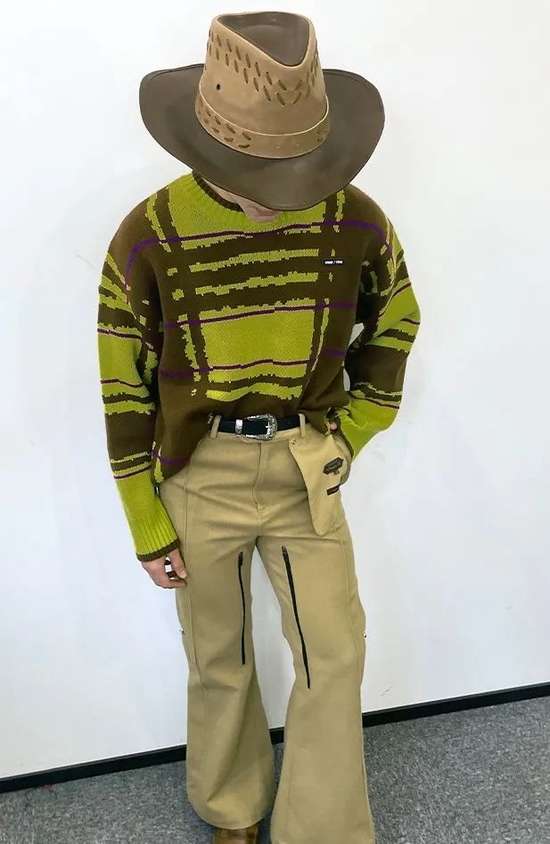 hzyM9FZz7nY0JQv3.jpg