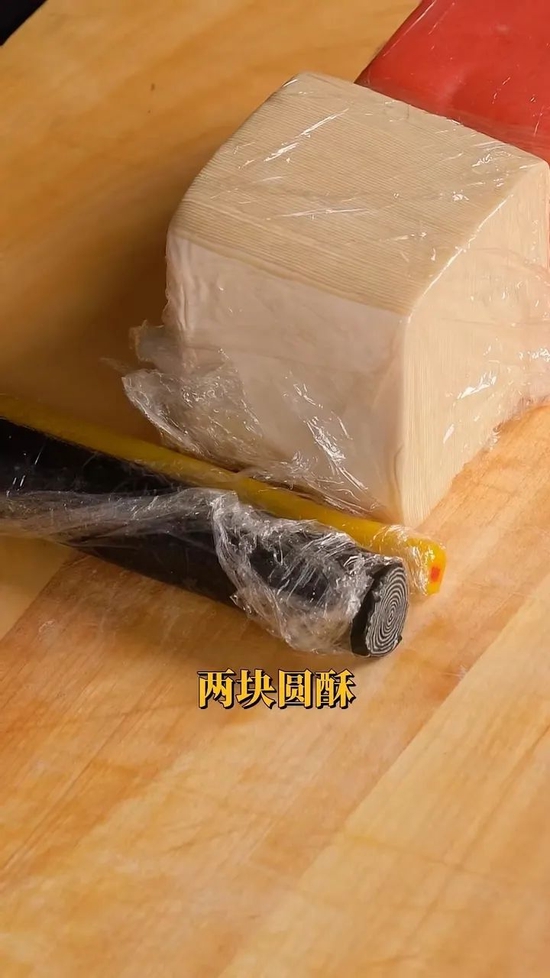 mZ8gGU8goO6Tg4so.jpg