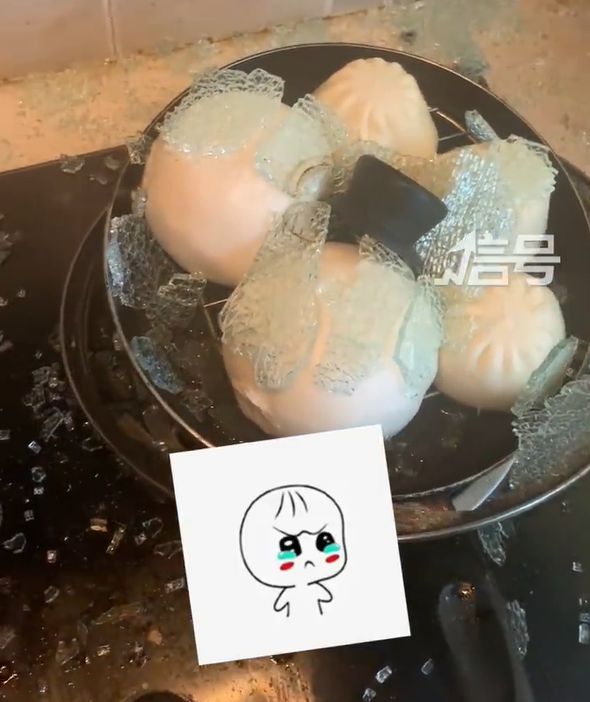 x8SD8n85xbTlDAXb.jpg