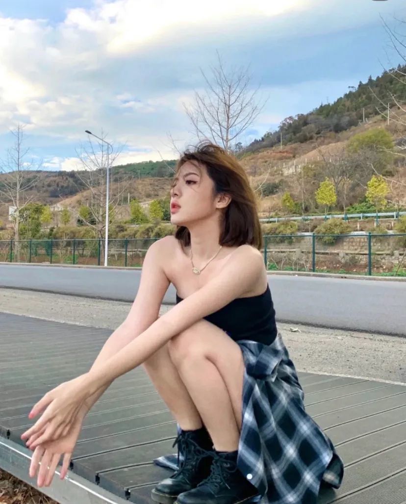 hoHanAIiAaqheaoz.jpg