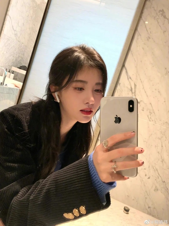Pj569lV5hZ5a9jja.jpg