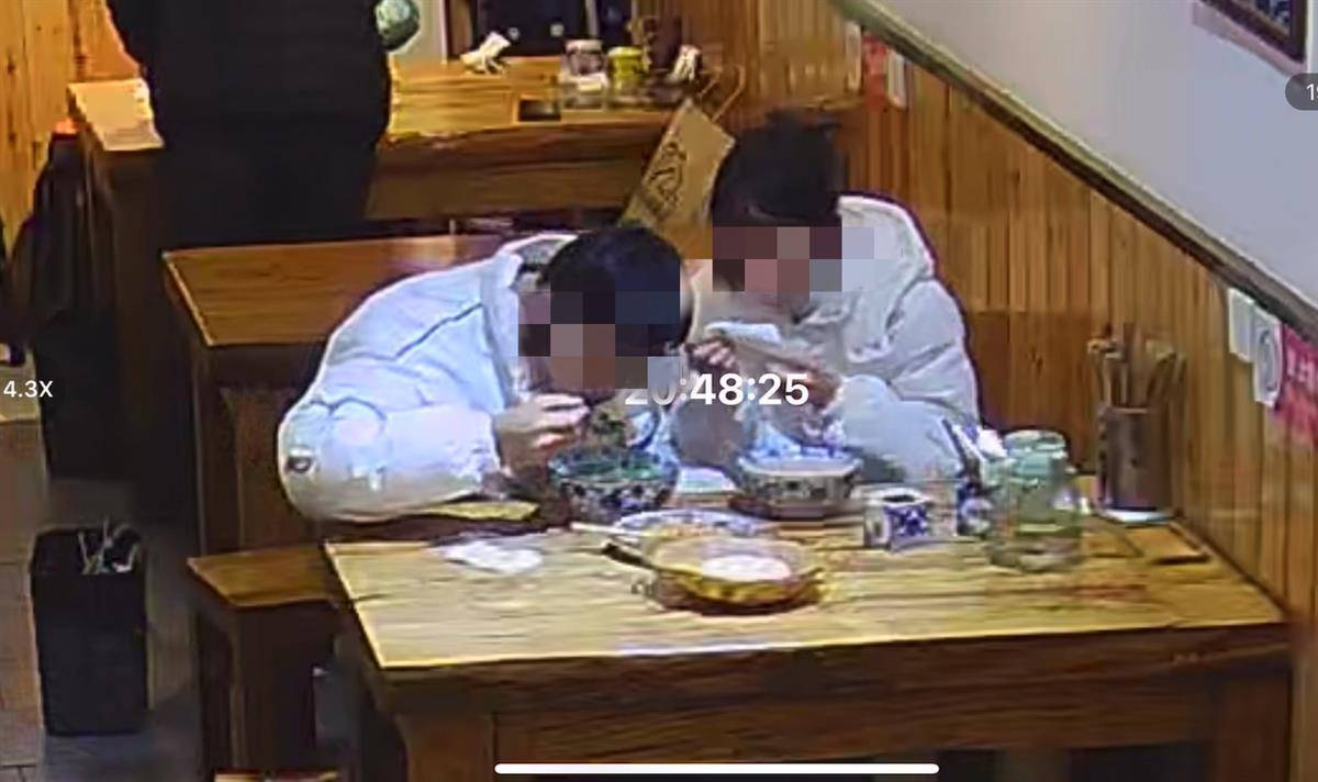 QZHIW6UXT6XXDZ6U.jpg