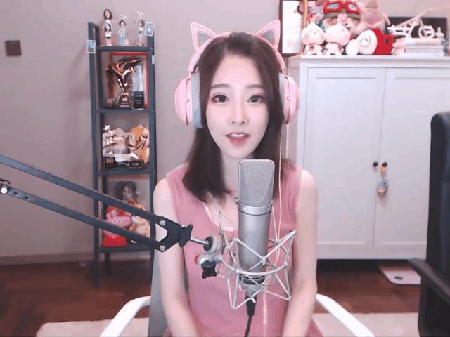 tlQEmCRMkz8O8o8k.jpg