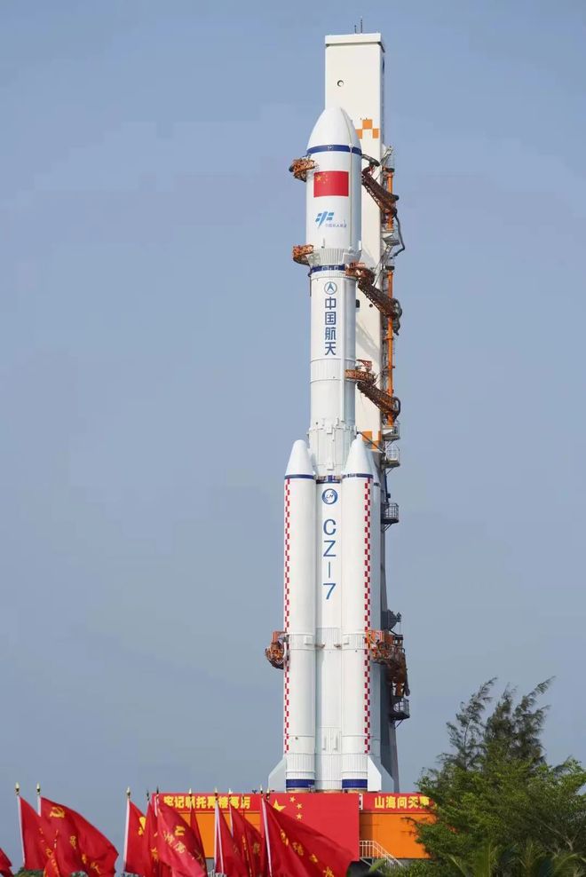KX0iM772za0zoxZ9.jpg