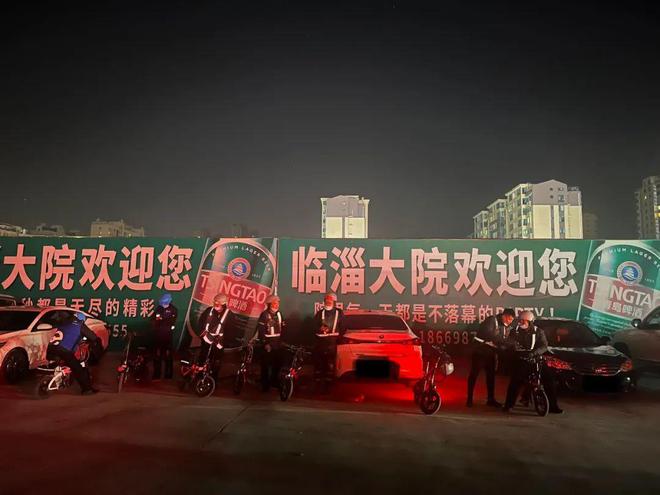 cD1GOr3Q9Xkqdg2h.jpg