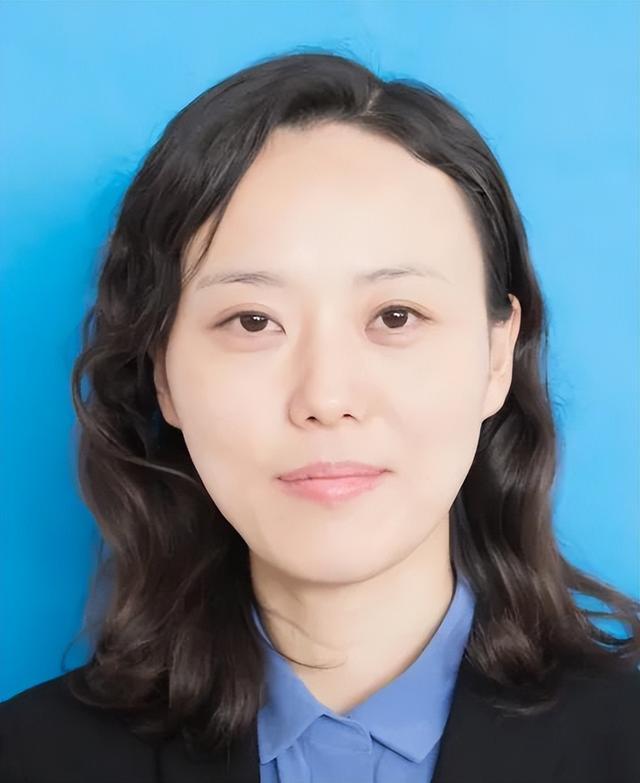 hKdUmf7Fb3q333qQ.jpg