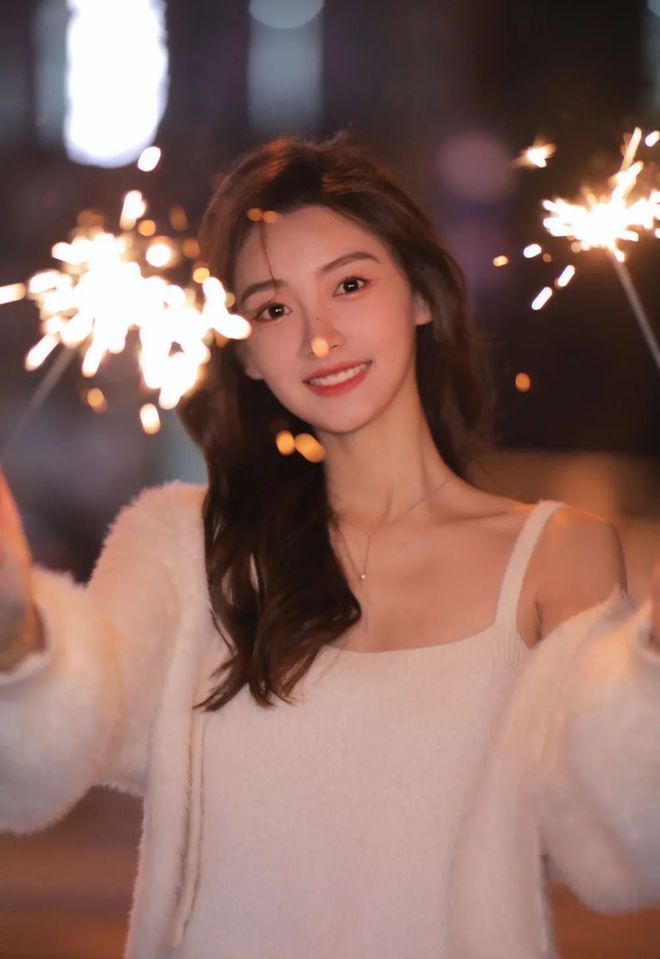 XliRCxLhh54545cr.jpg