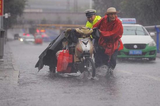 H3o8Enihya3sziYI.jpg