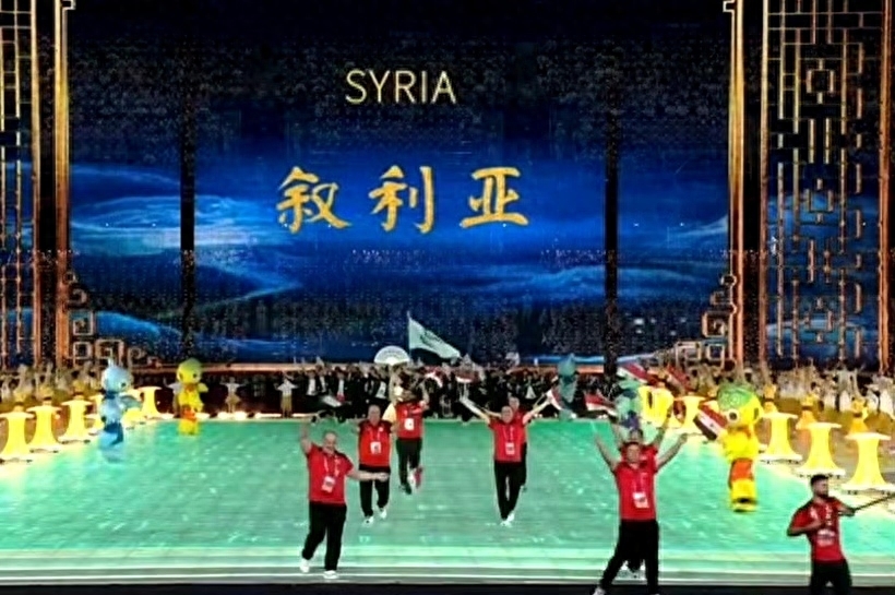 yZmxp6v3Q46UU760.jpg