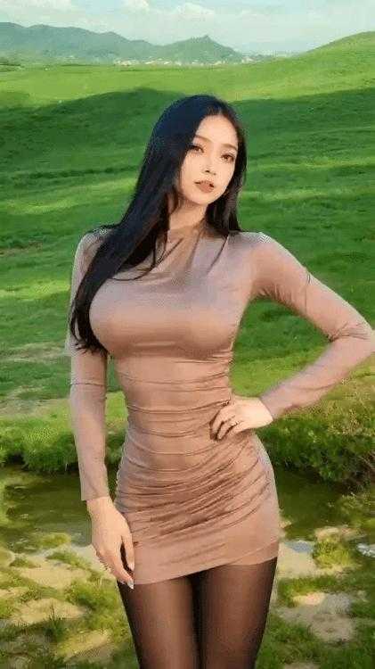 AI绘画作品欣赏-美女 (19).jpg