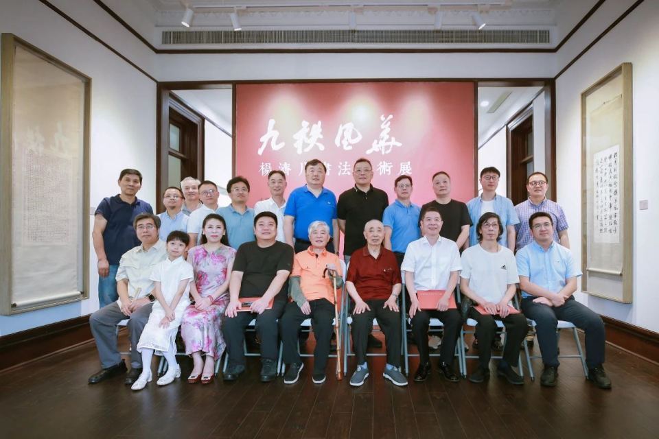 A07hSoB4k7okM7Us.jpg