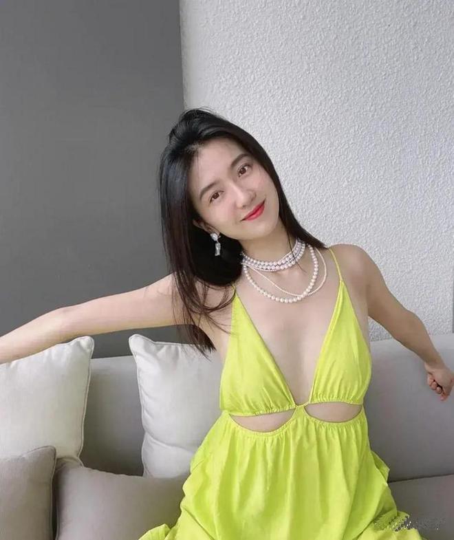 Sgm1Qf5B7MQ6FDFZ.jpg