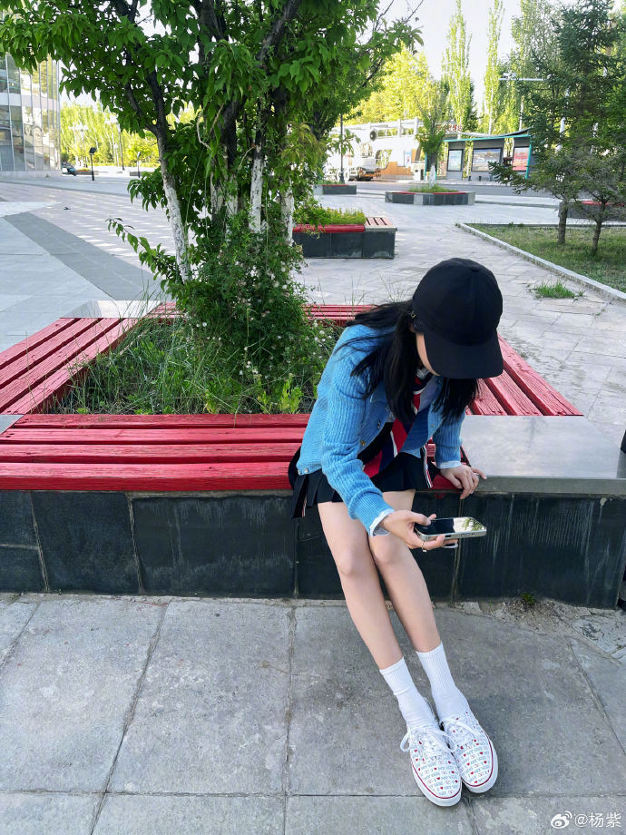 U55PX7sip4YpiwNW.jpg